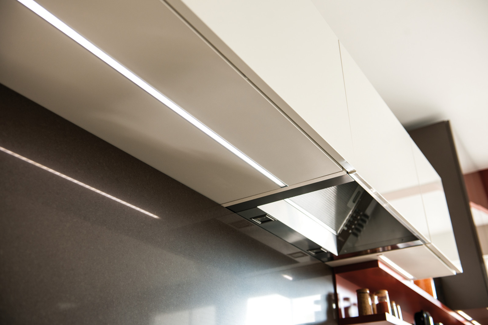 STRASS GLOSS | ARCOS SIGN