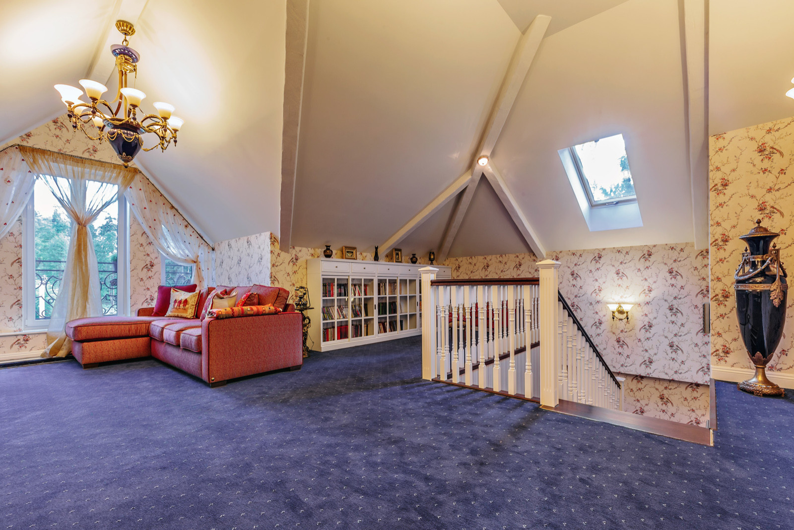 Английское чаепитие (Дом в поселке Зеленый мыс)