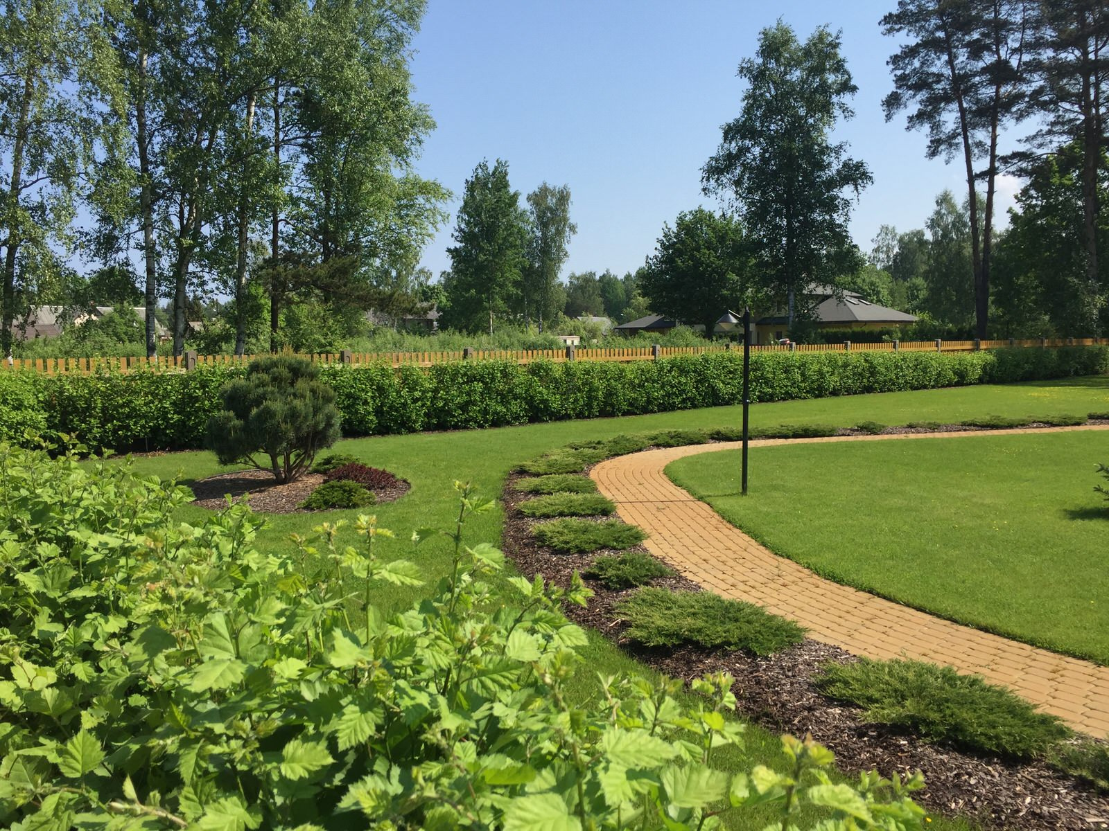 Благоустройство территории