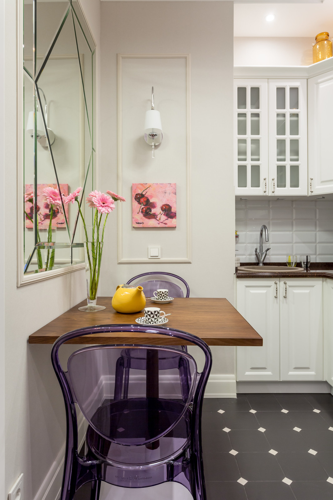 Houzz тур: Как из однокомнатной квартиры сделать яркую двушку