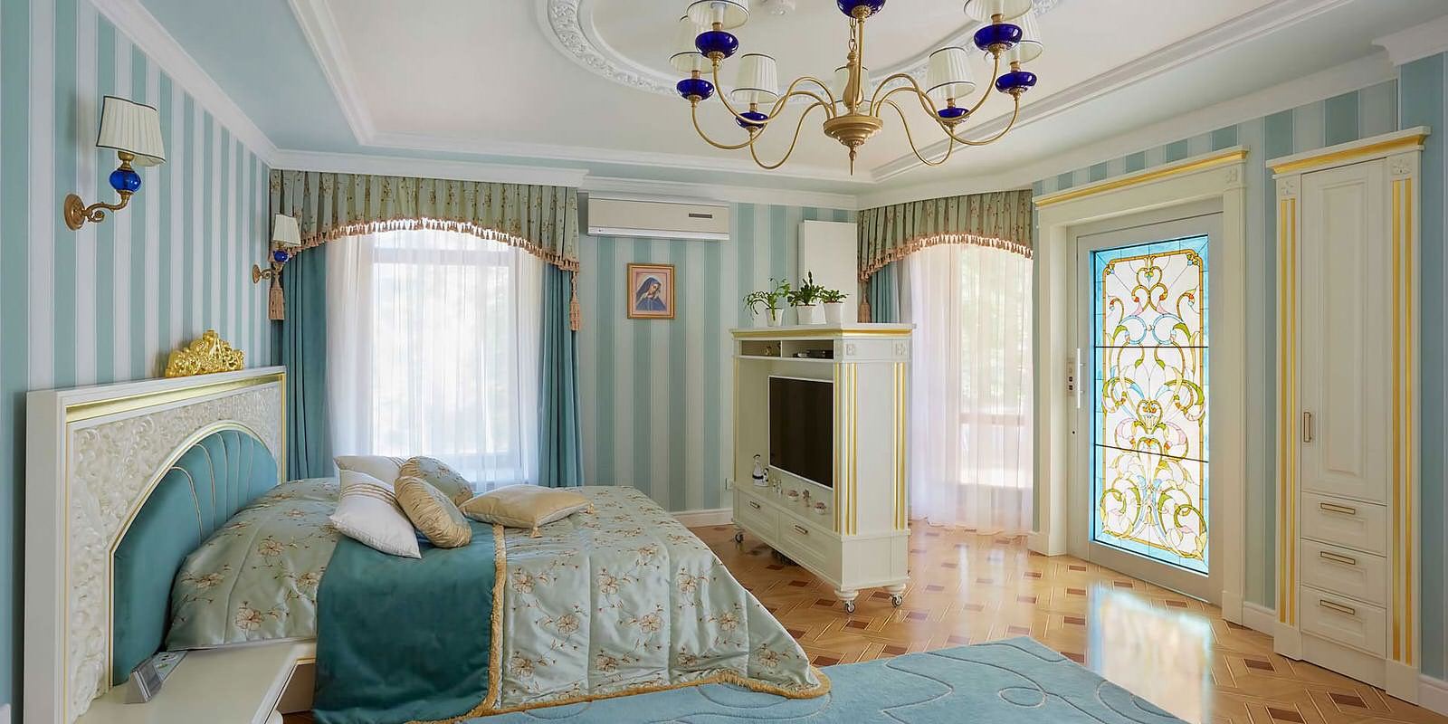 ЗАГОРОДНЫЙ ДОМ УКРАИНА  Г. ТЕРНОПОЛЬ 471,5 м2