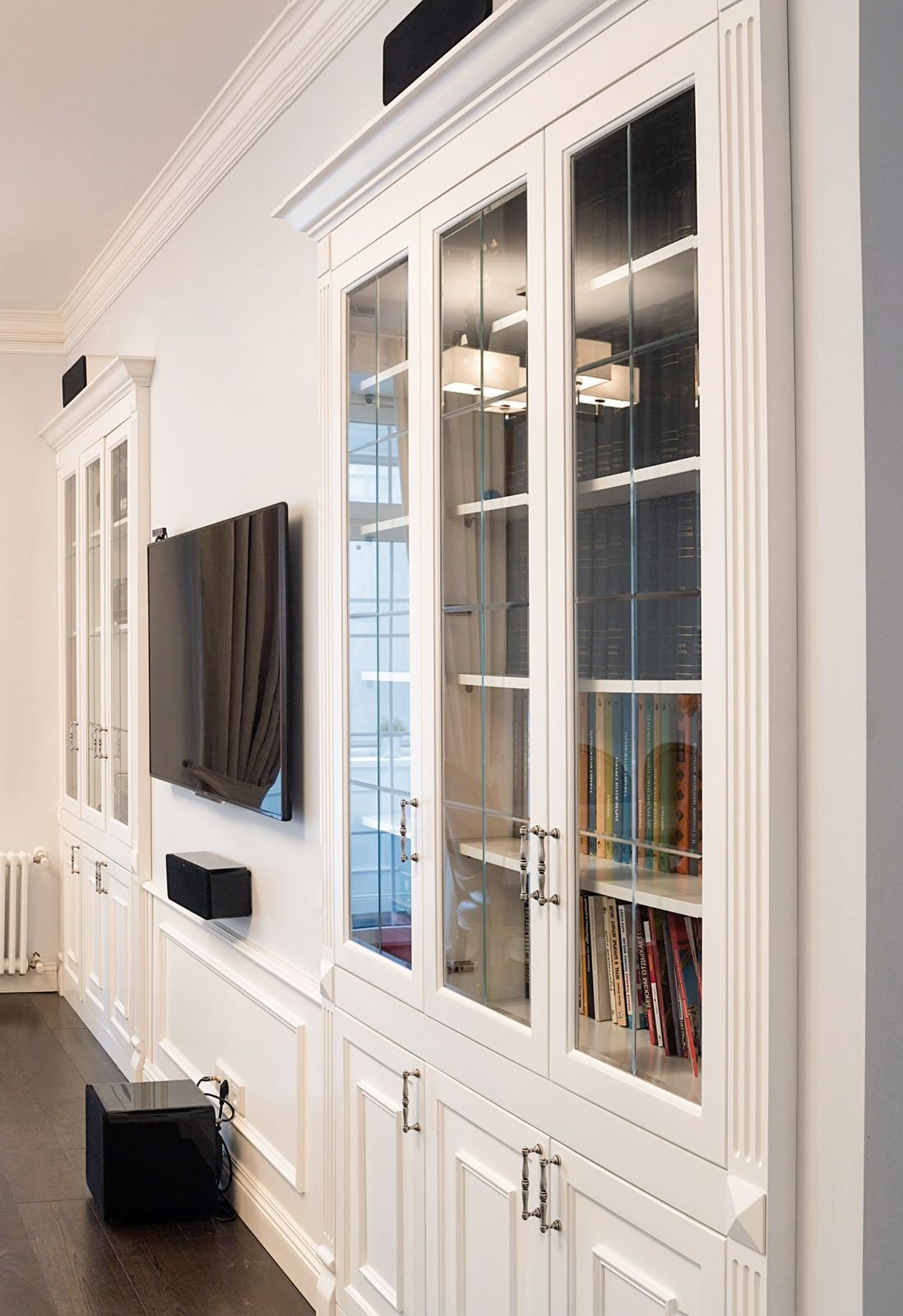 Classic bookcase №16