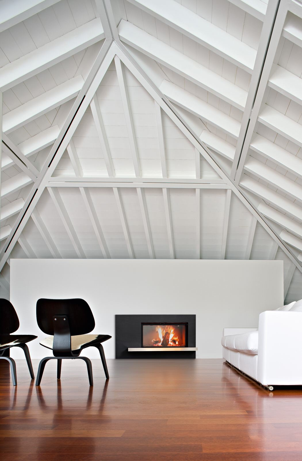 ДИЗАЙНЕРСКИЕ КАМИНЫ