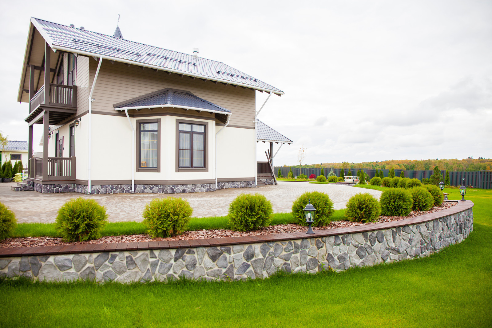 Ландшафтный дизайн сада в поселке "Олимп"
