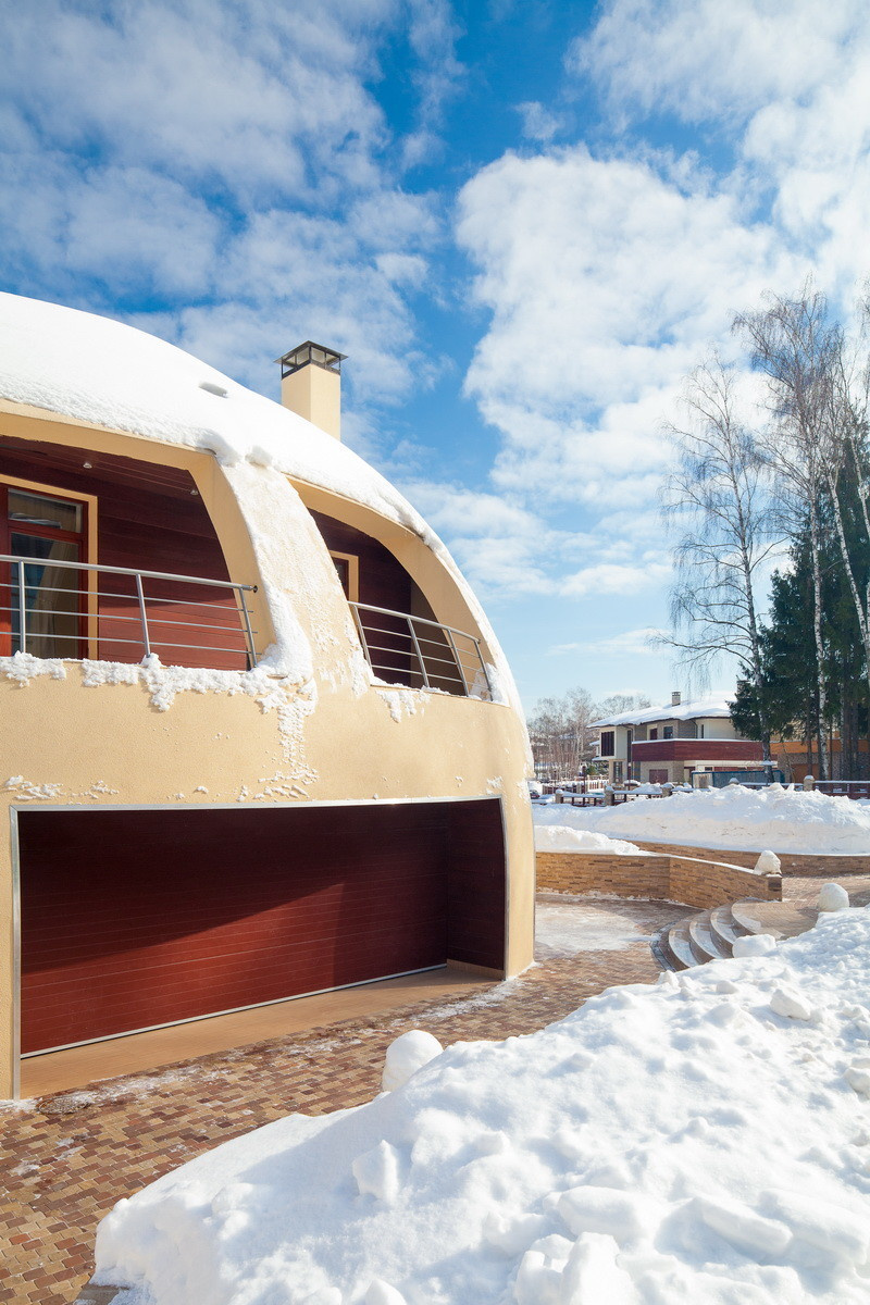 Загородный коттедж в форме шара (дом иглу), 280кв.м.