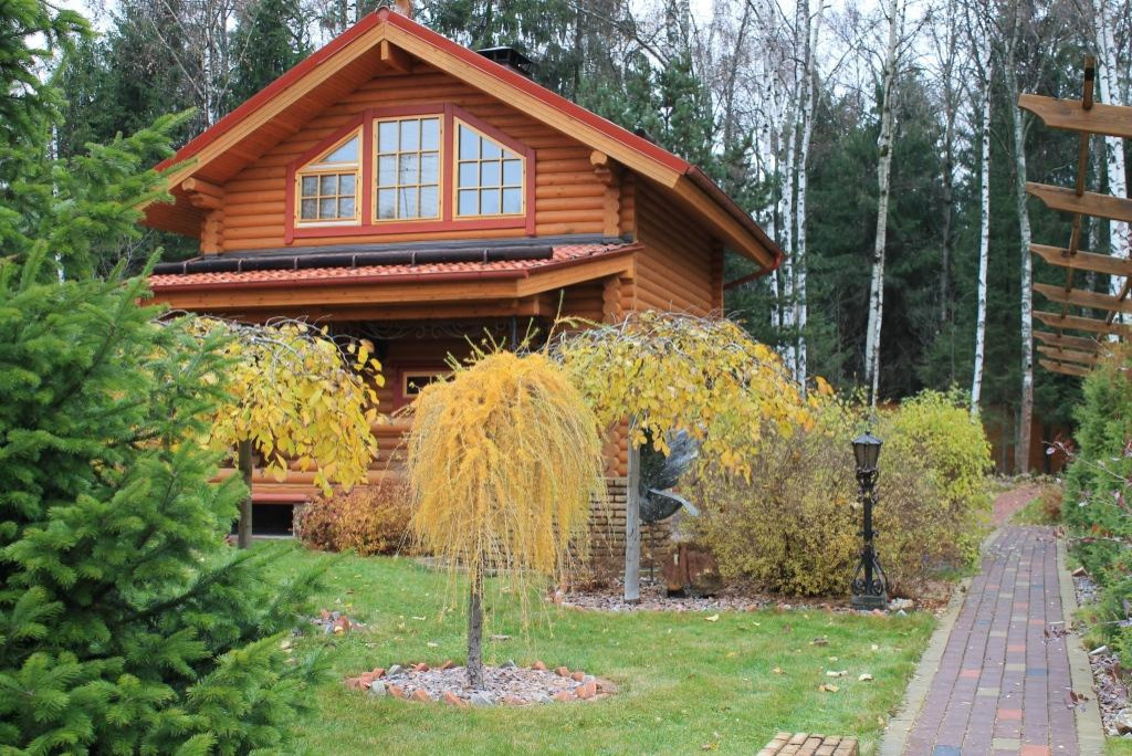 Дома из бревна и клееного бруса