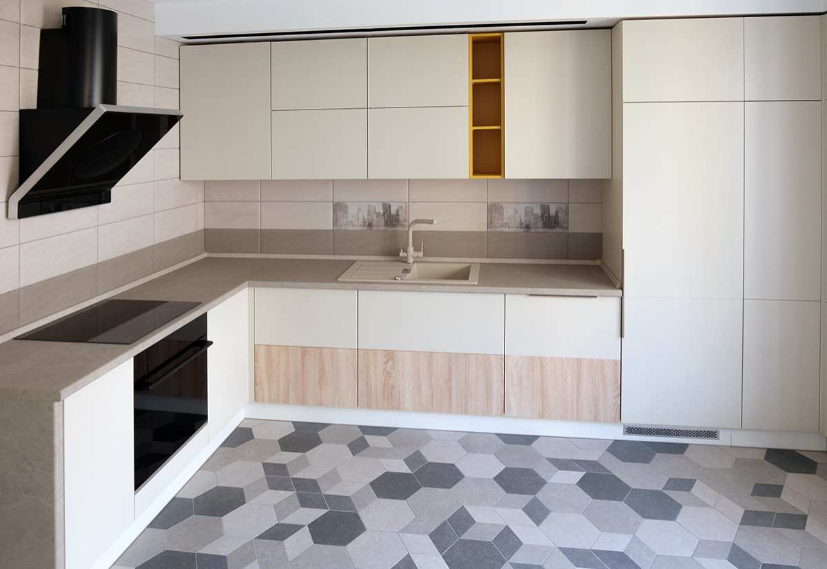 Кухня со вставками