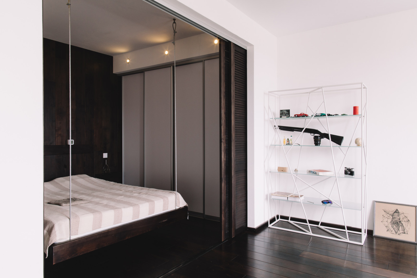 Houzz Украина: Монохромная студия без визуального шума