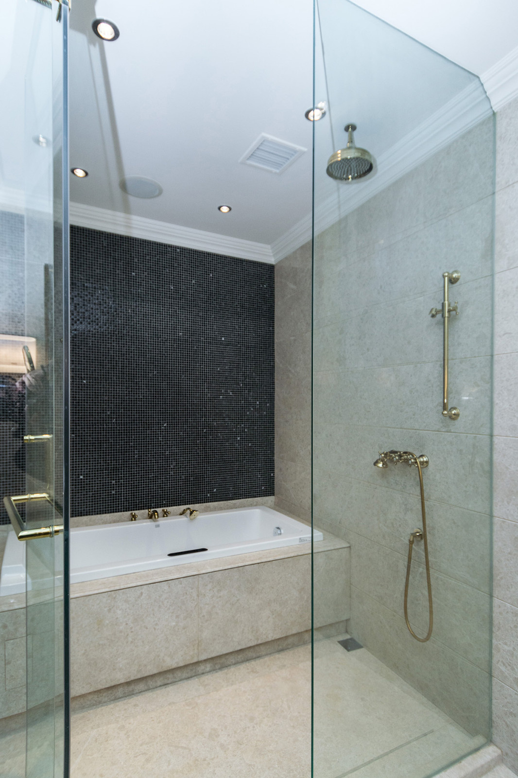 4х комнатная квартира №1