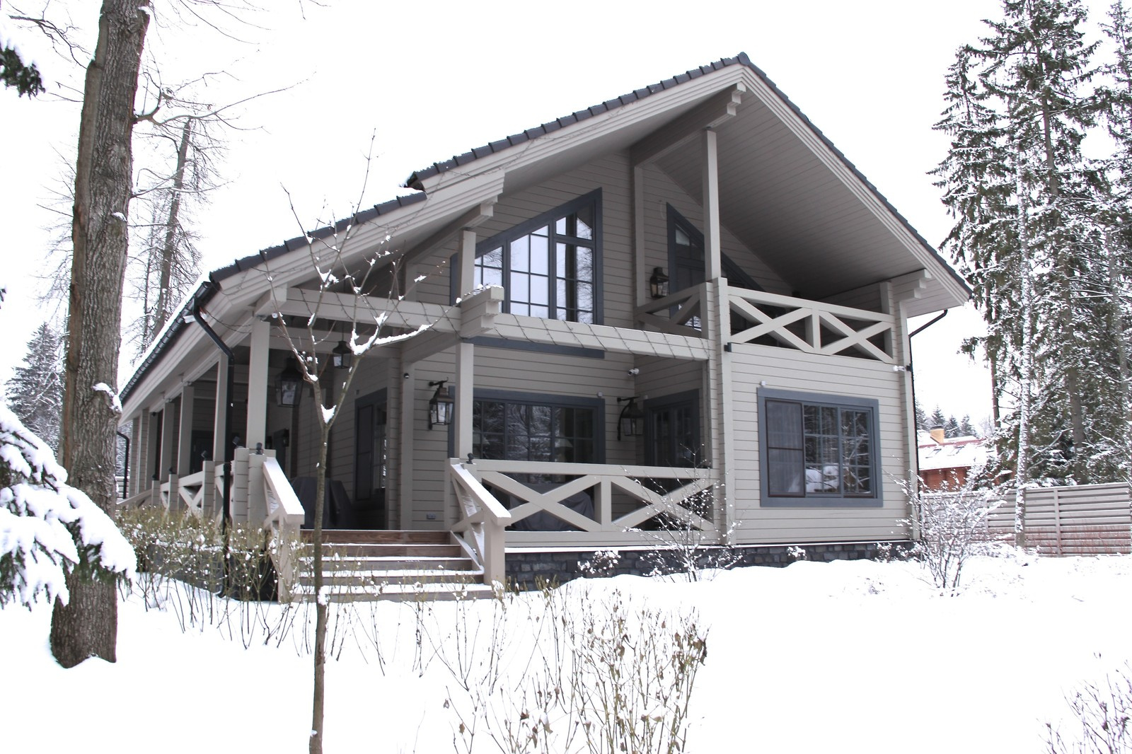 Дом из клееного бруса "Бекаль" зимняя сказка