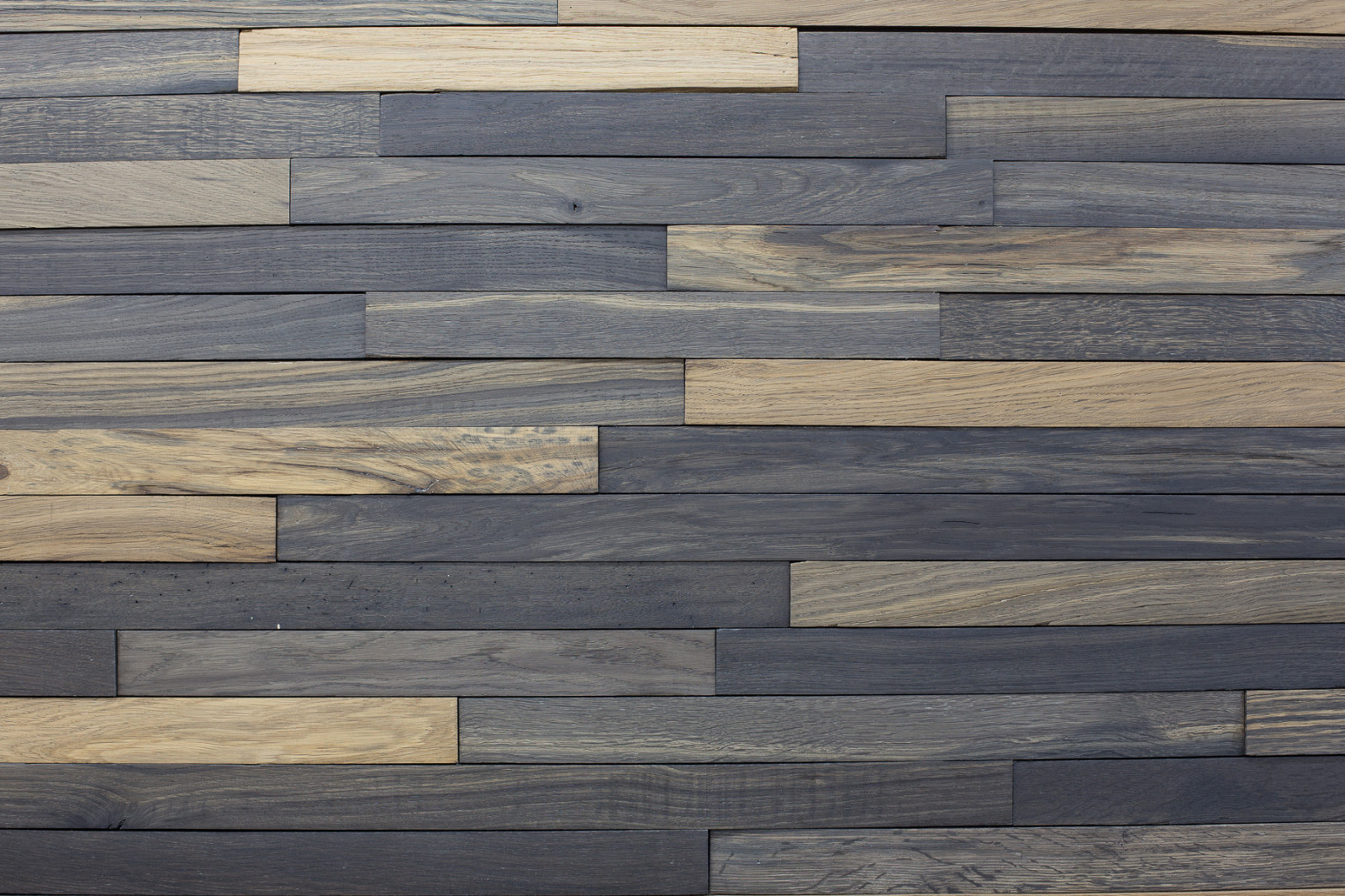 Деревянные панели (разноразмерные планки), массив мореного дуба