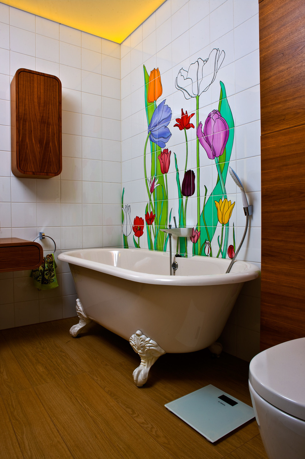 Яркая насыщенная квартира