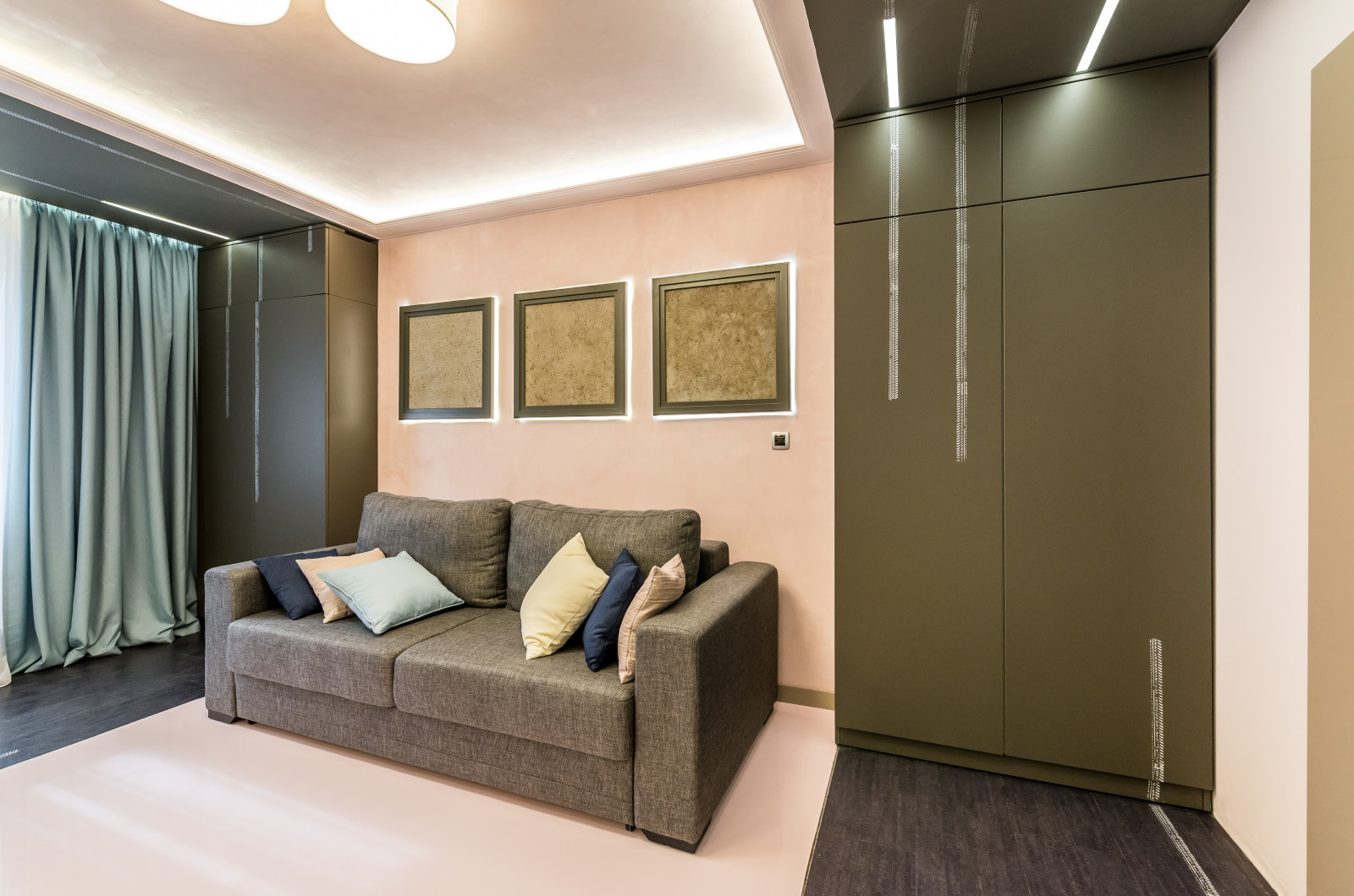 Гостиная под розовой пудрой