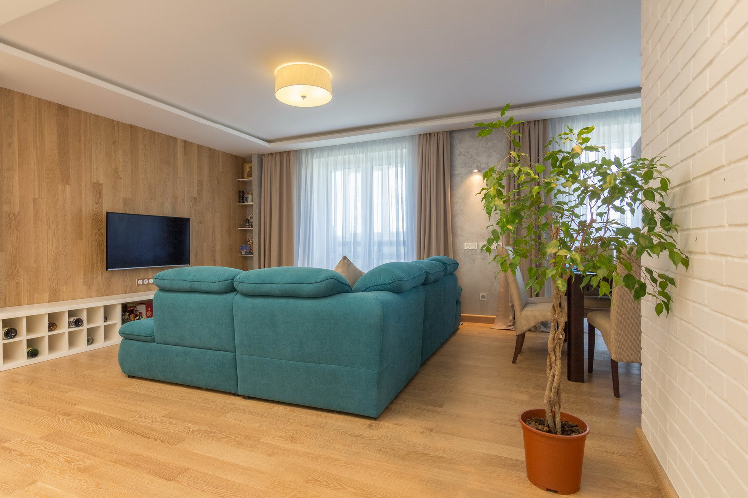 Обложка альбома: Квартира Гостин