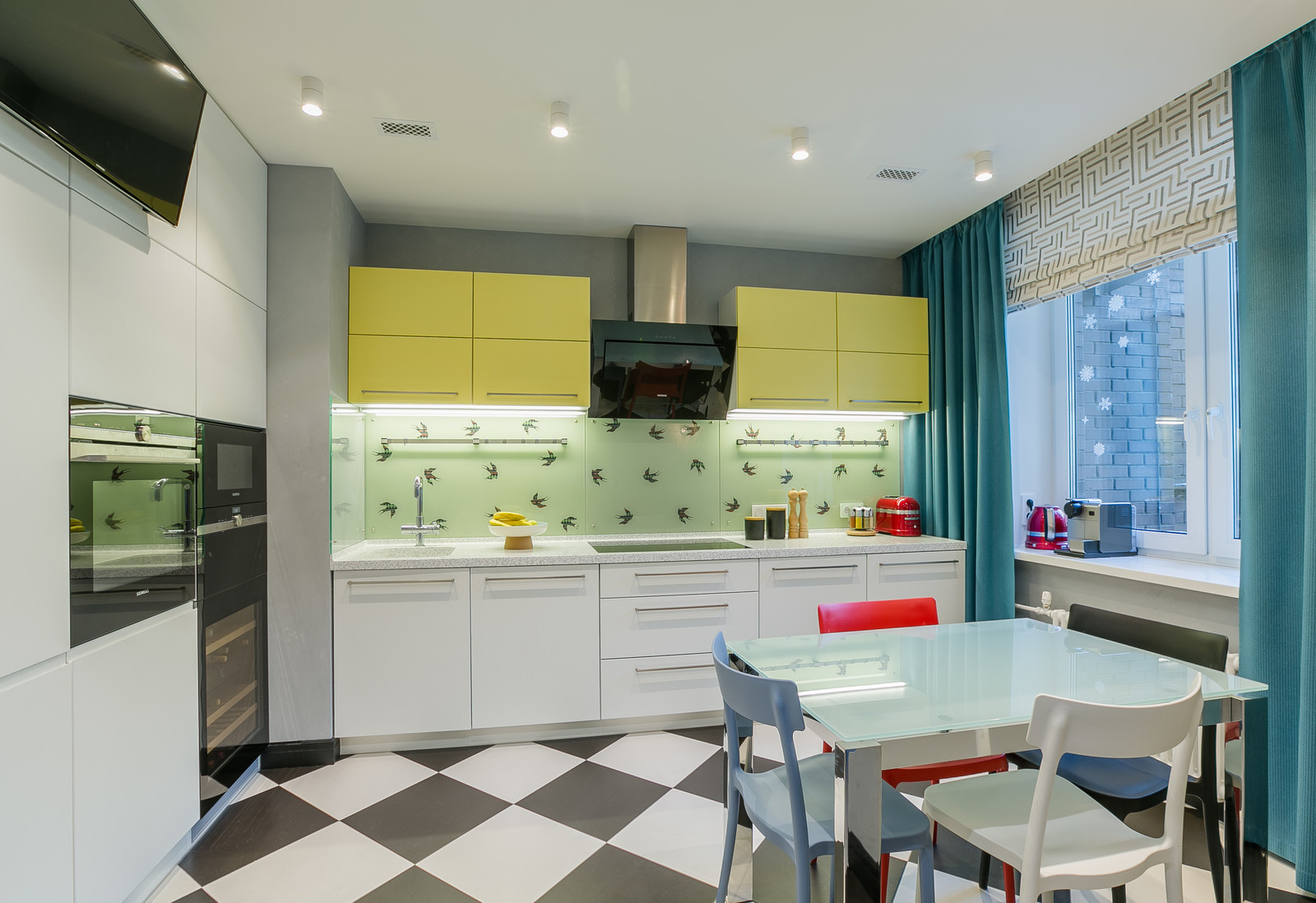 Фоновое изображение профиля Kozyreva & Mihailenko