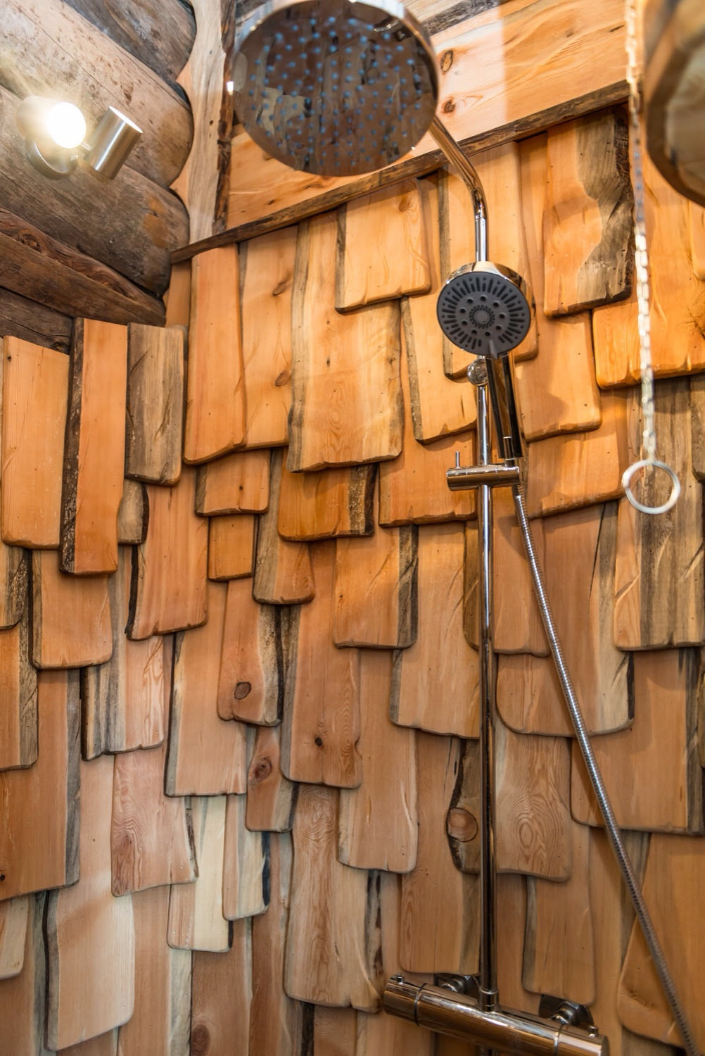 Баня на озере