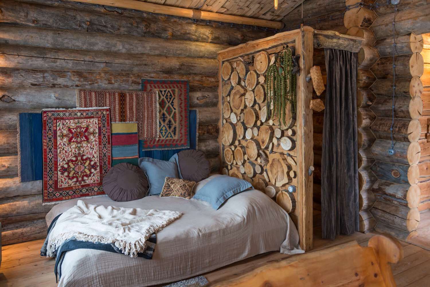 Баня на озере