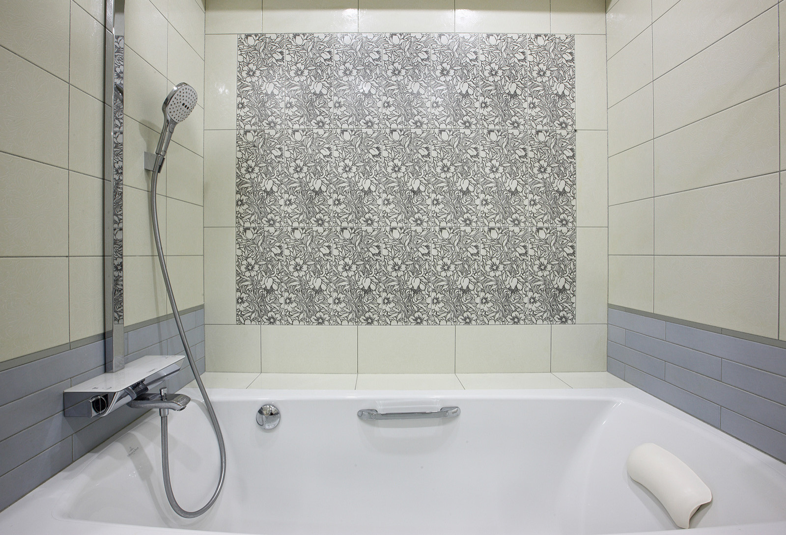 Фоновое изображение профиля Станислав Радин и Дина Кийосан