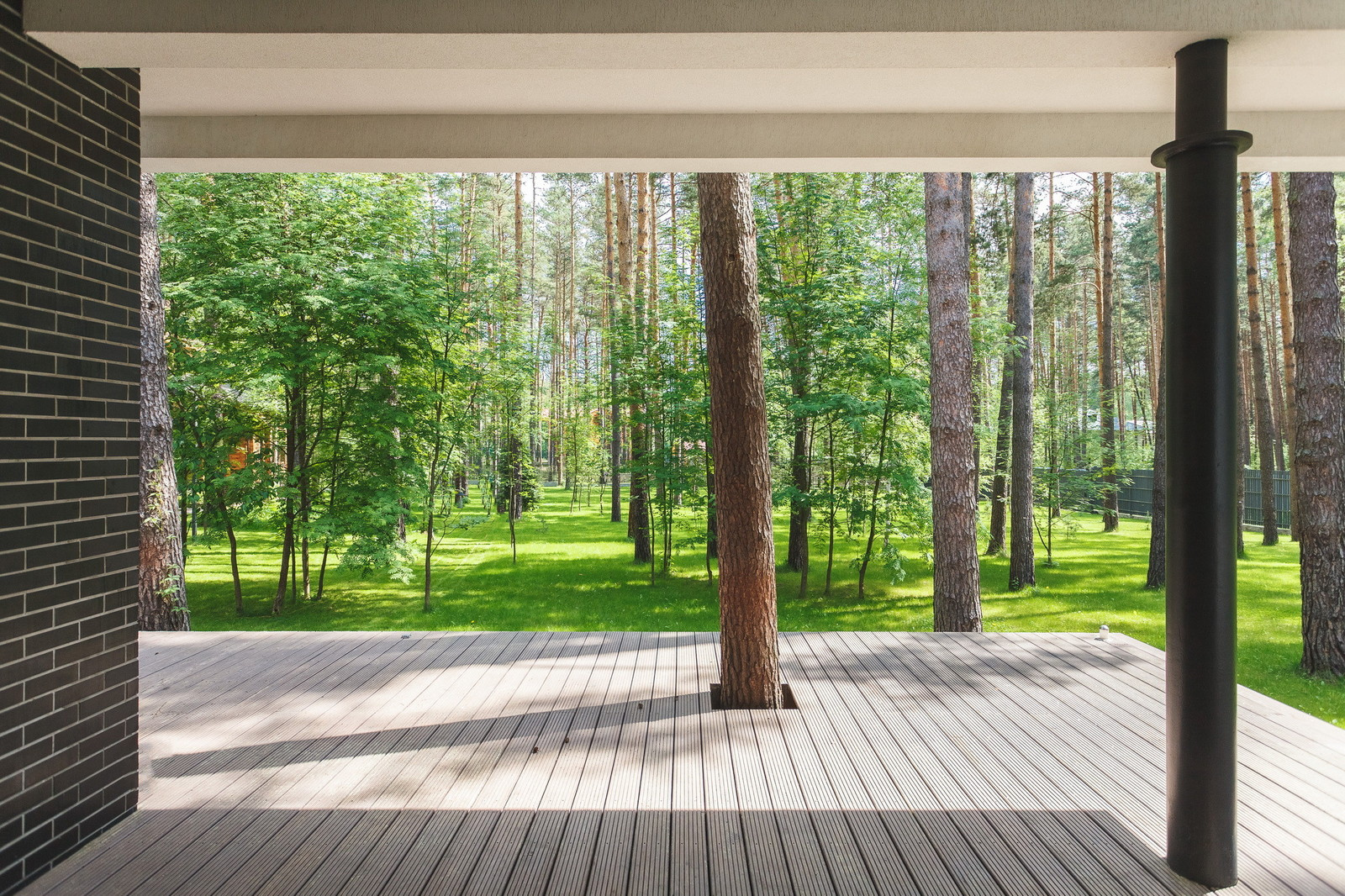 Обложка альбома: терраса