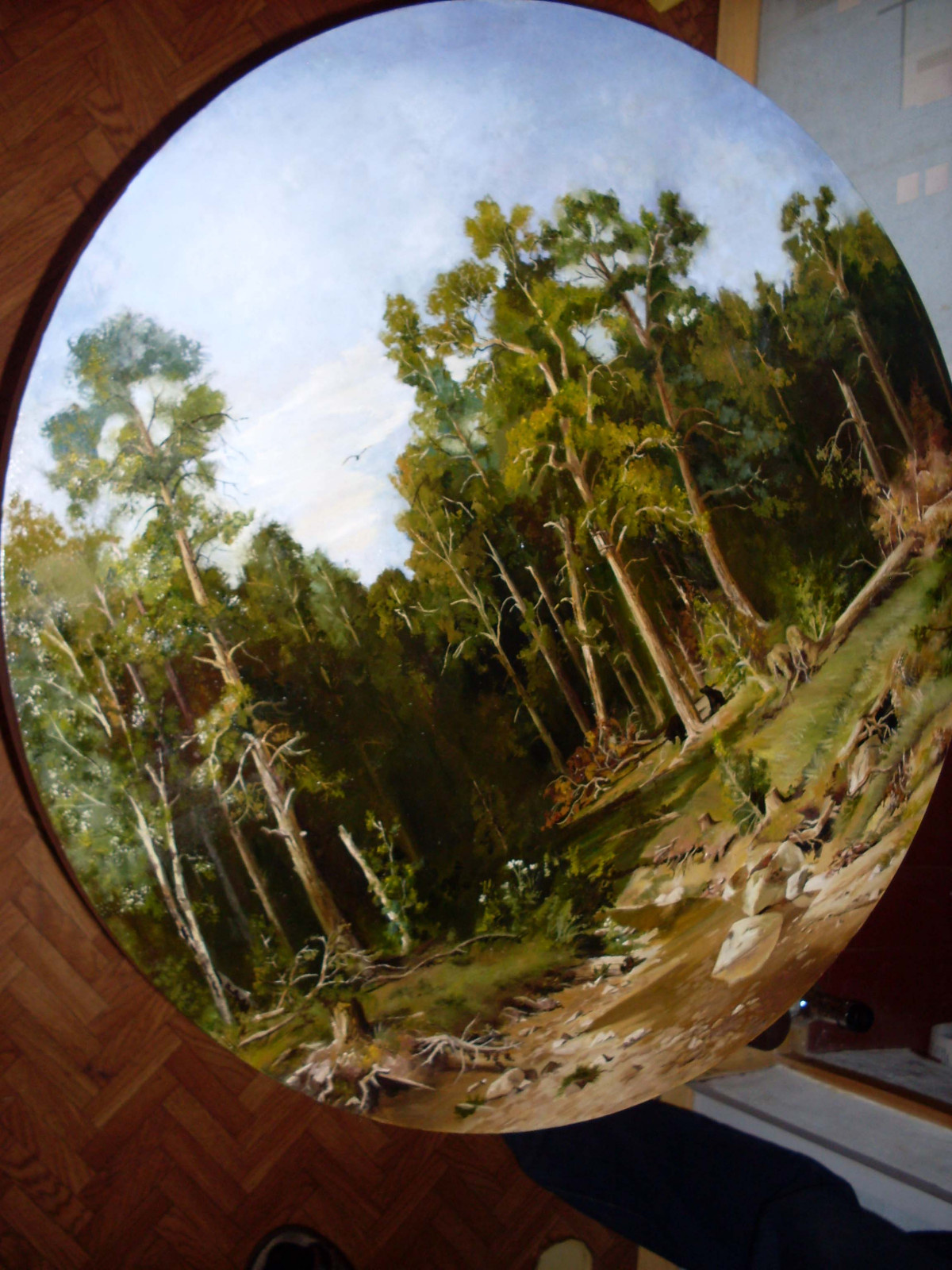 Стол с росписью