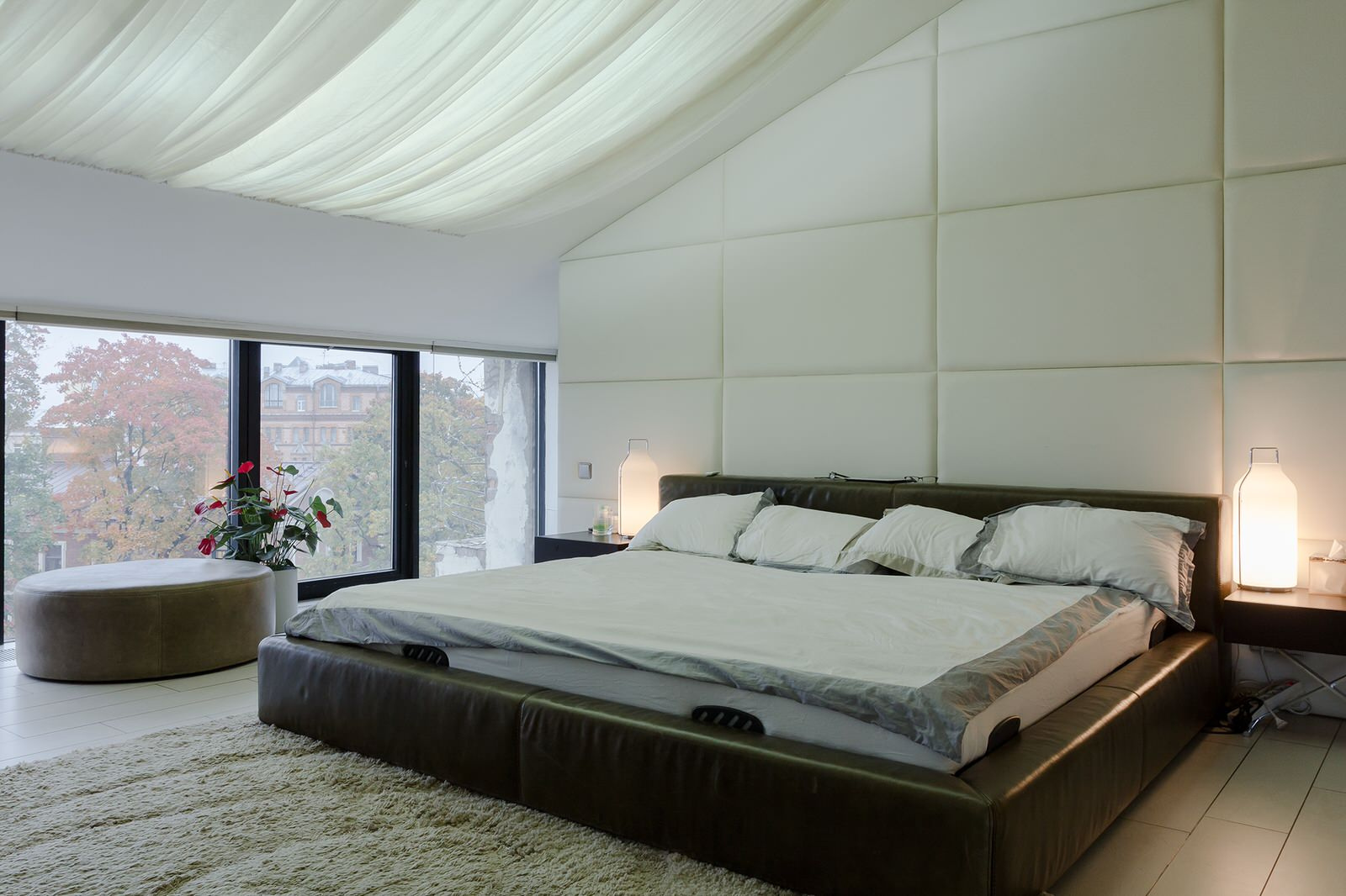 Мансарда на Адмиралтейской наб.