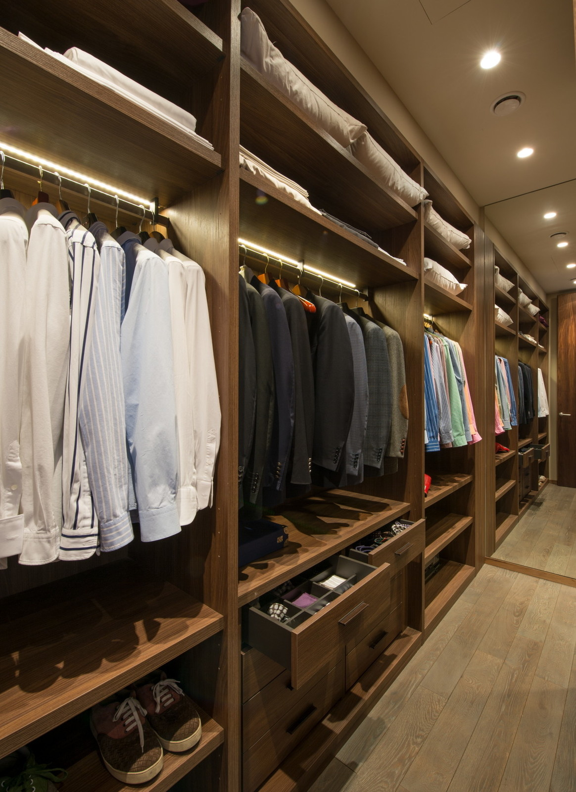 Квартира для молодого человека на Воробьевых Горах. Москва 2015 год