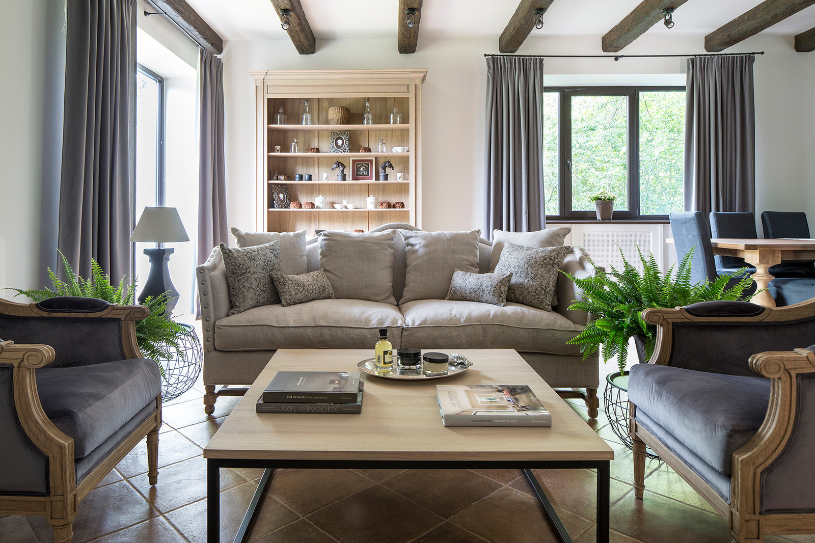 Обложка альбома: Living room