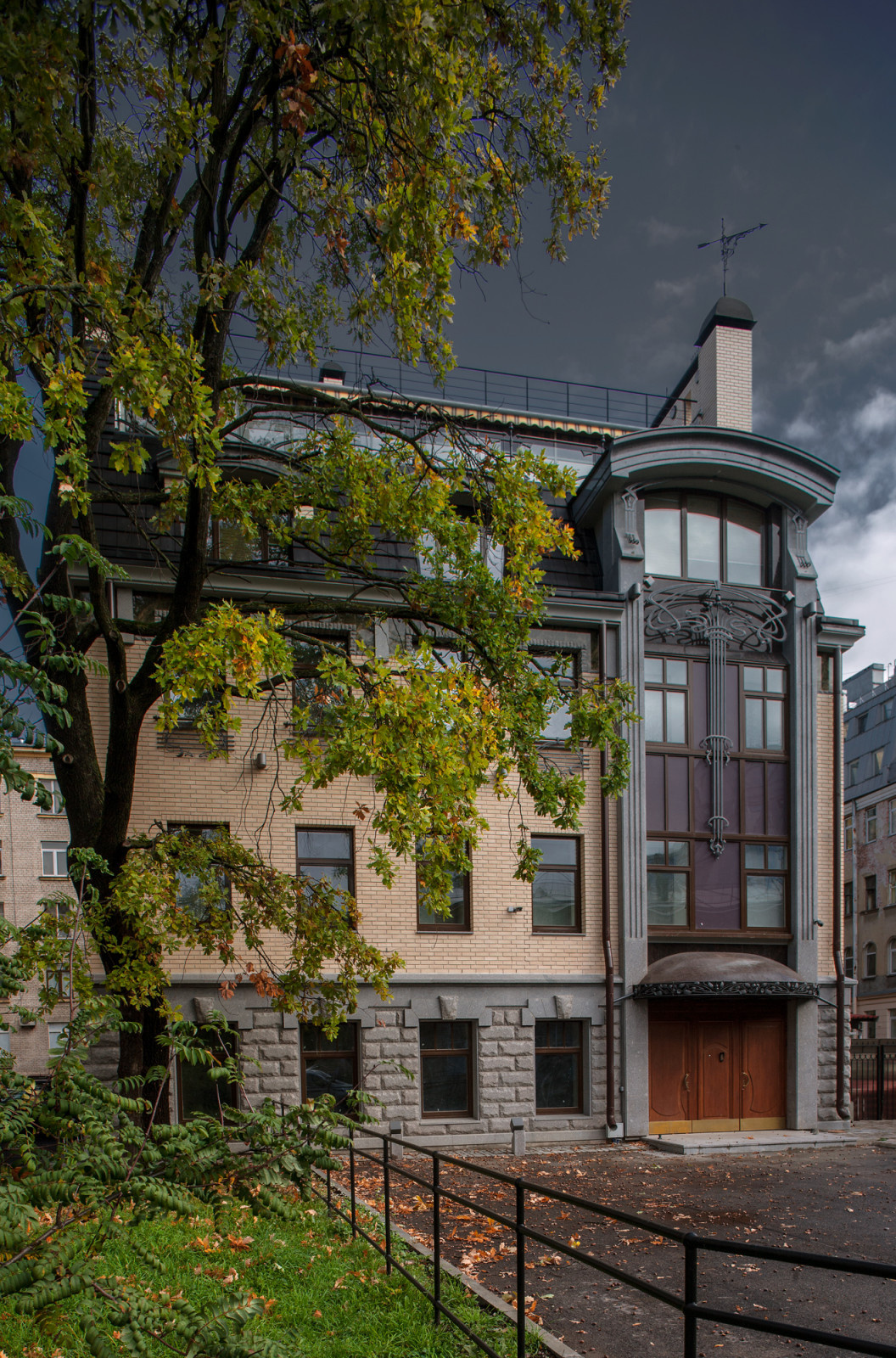 Игорь Фирсов