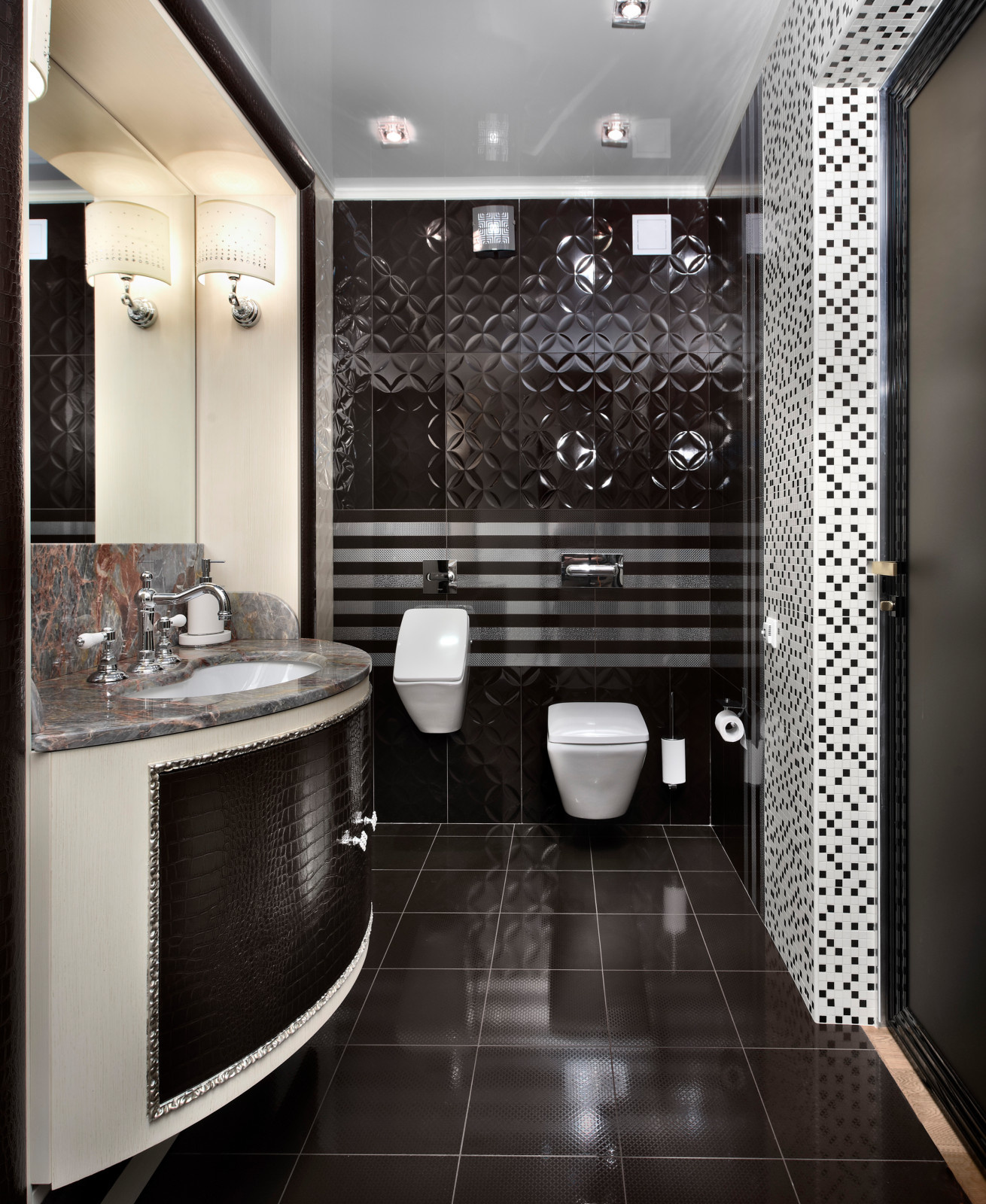 Наши декоративные работы в частных интерьерах