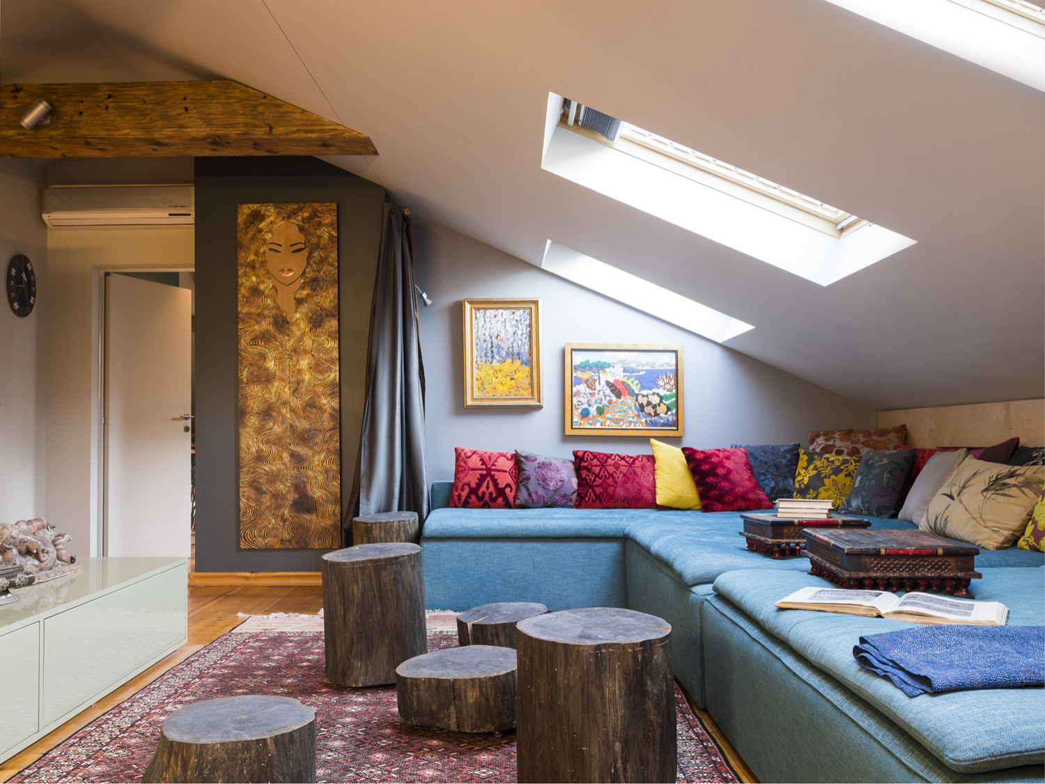 Мансарда с элементами стиля бохо-шик