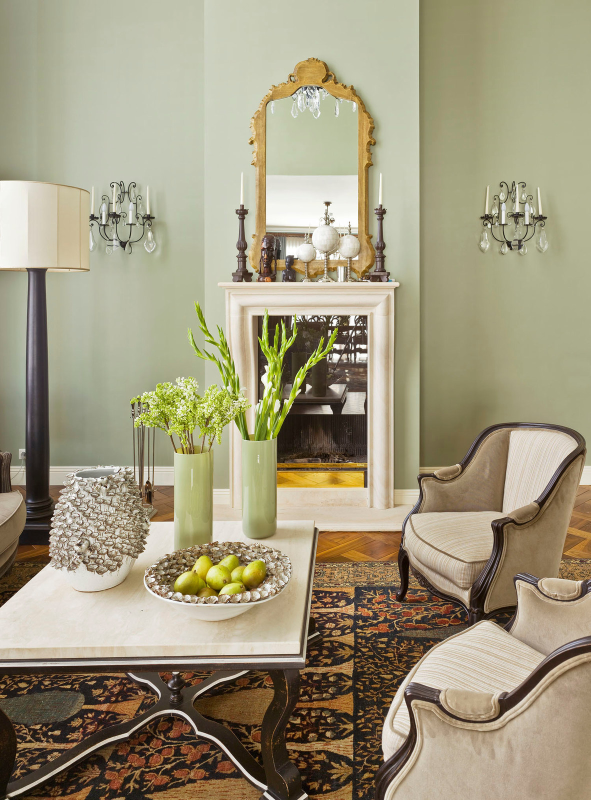 Фоновое изображение профиля Гаяна Оганесянц