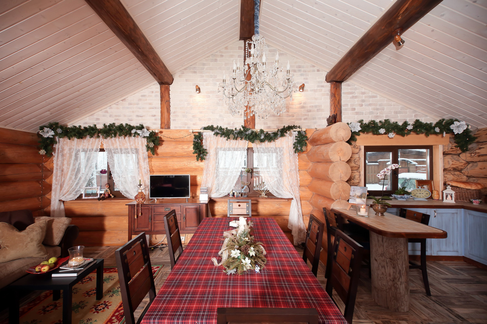 Модный дом из брёвен без проблем.