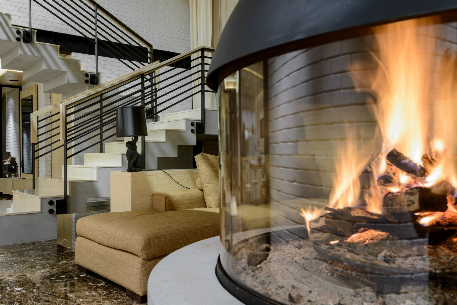 Вопрос: Как выбирать дрова для камина