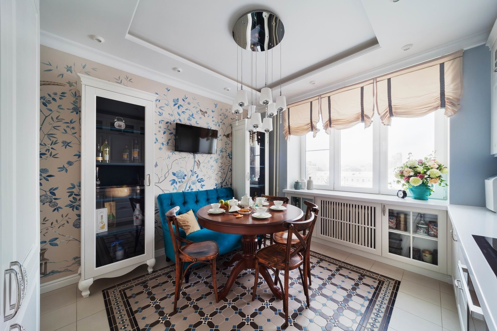 Интерьер квартиры на набережной в городе Екатеринбург