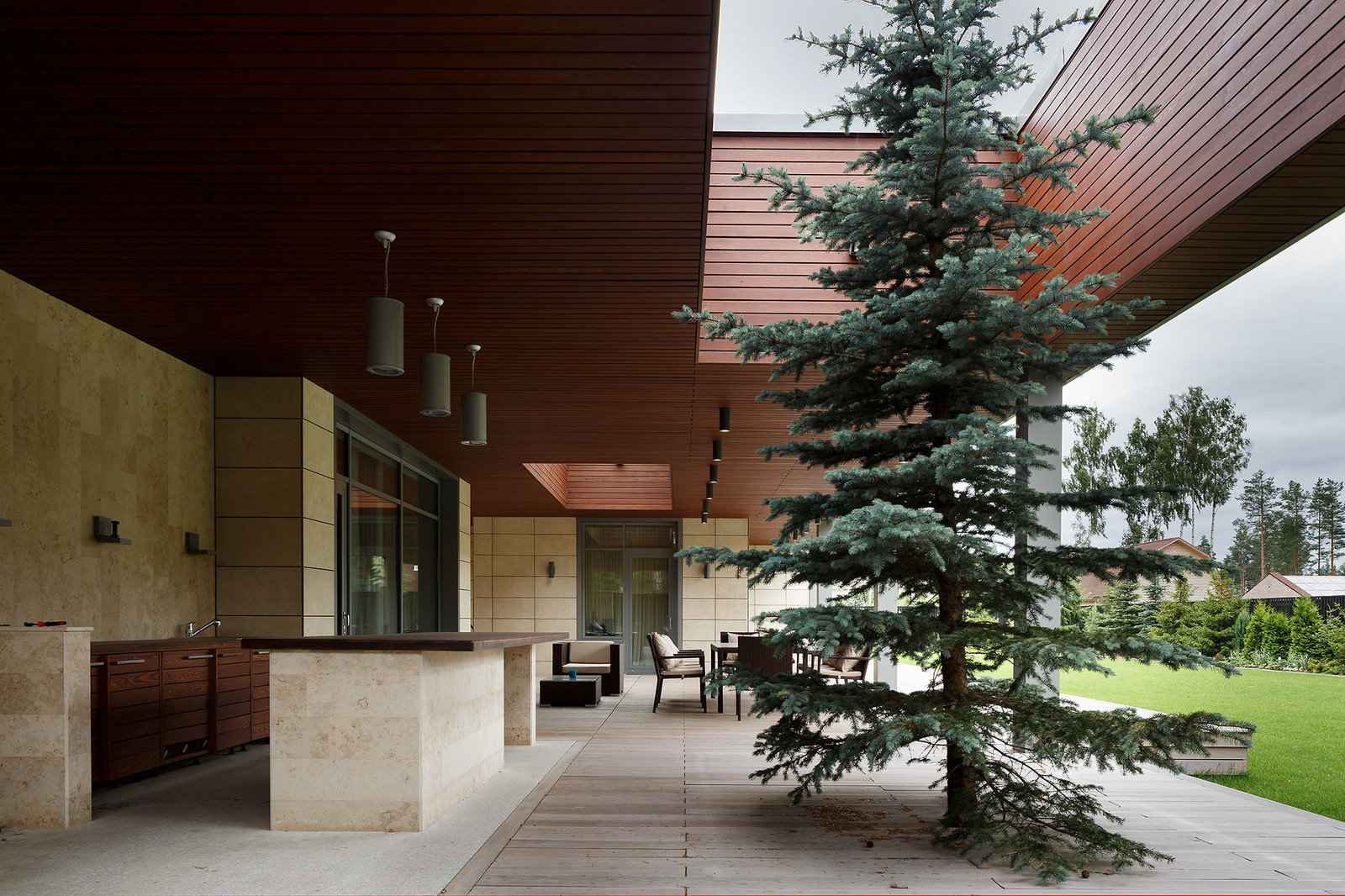 Просто фото: Летние кухни из 37 российских проектов