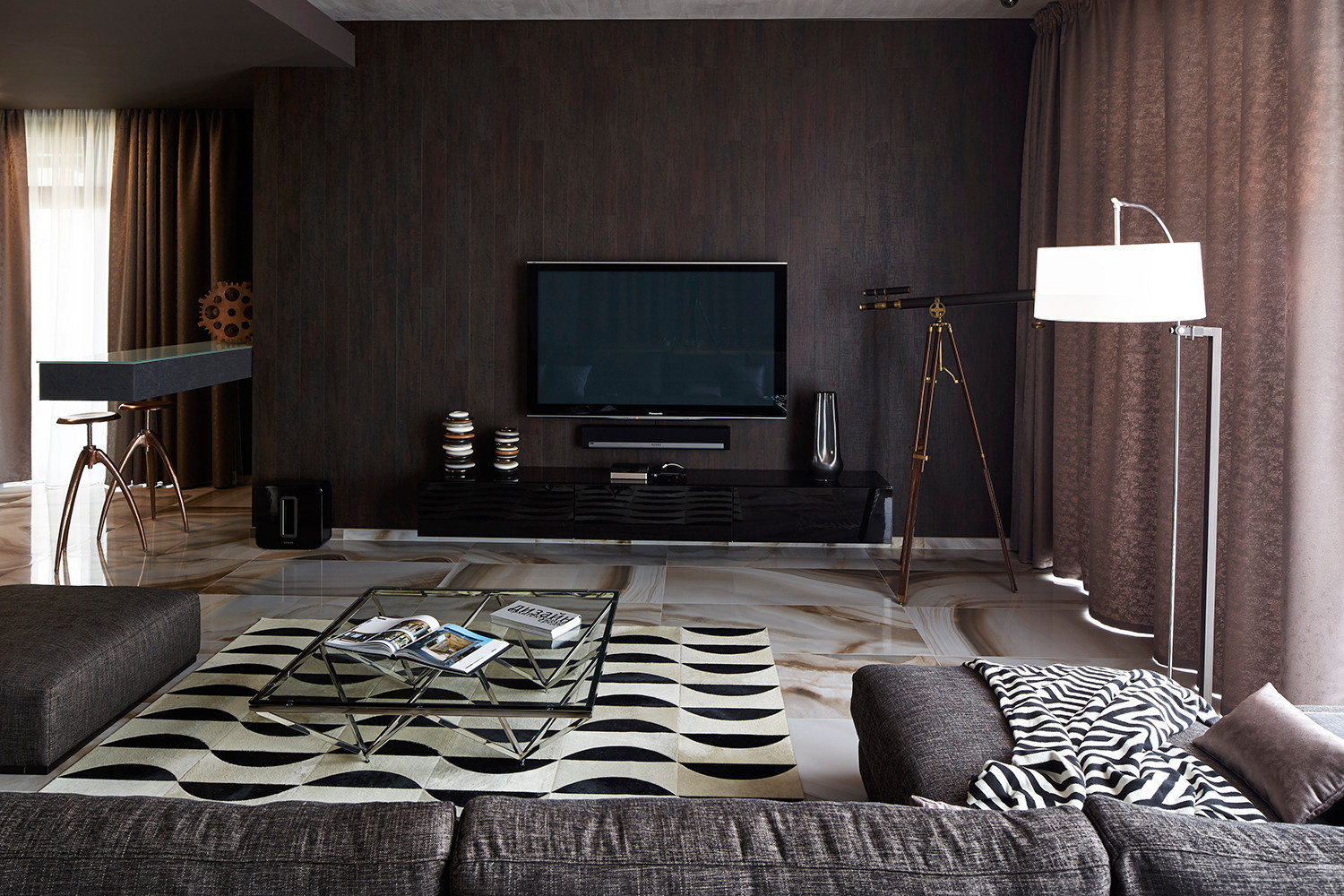 GREY HOUSE