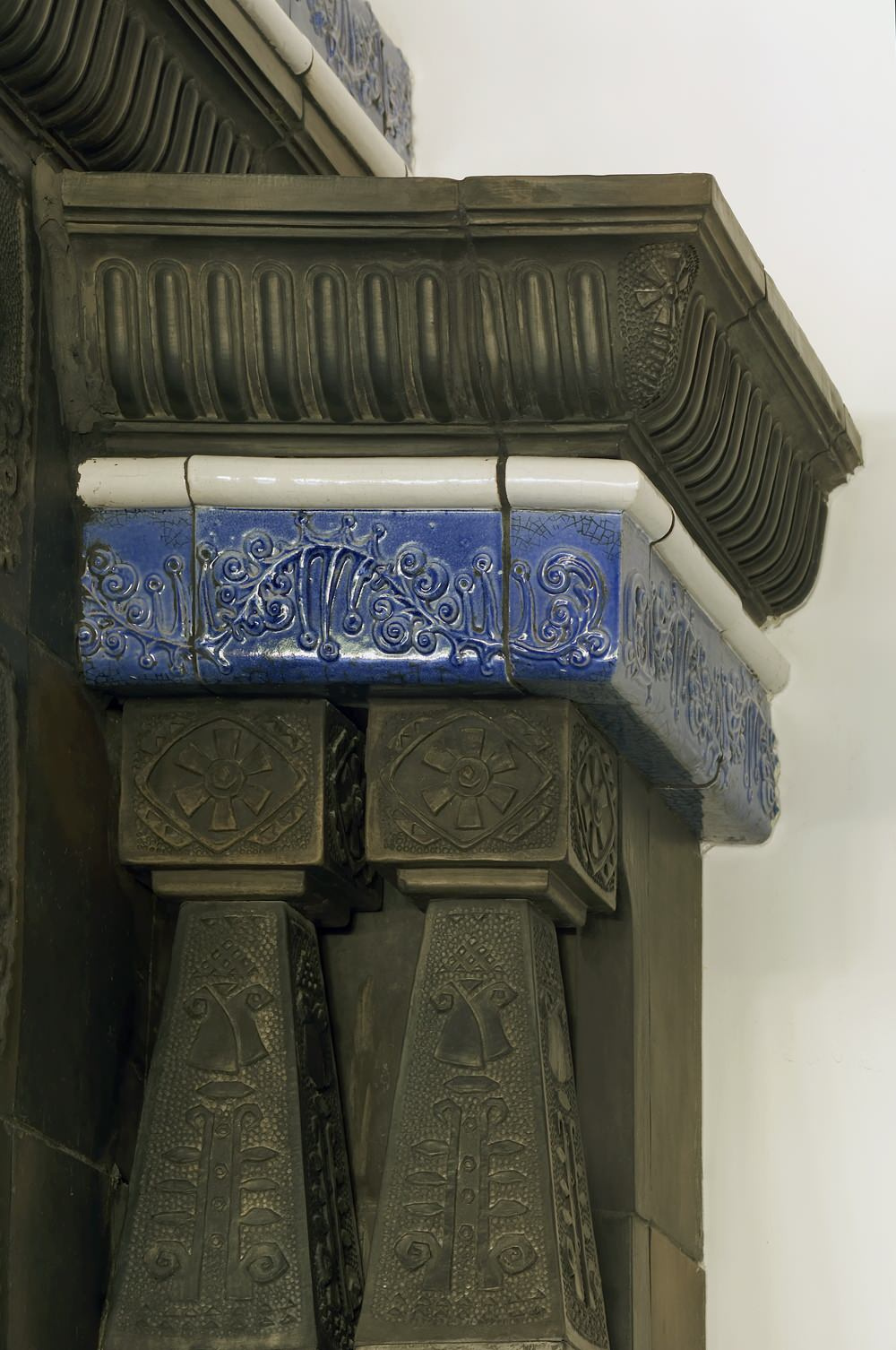 Камин в бибилиотеку "Ангел".Фрагмент.