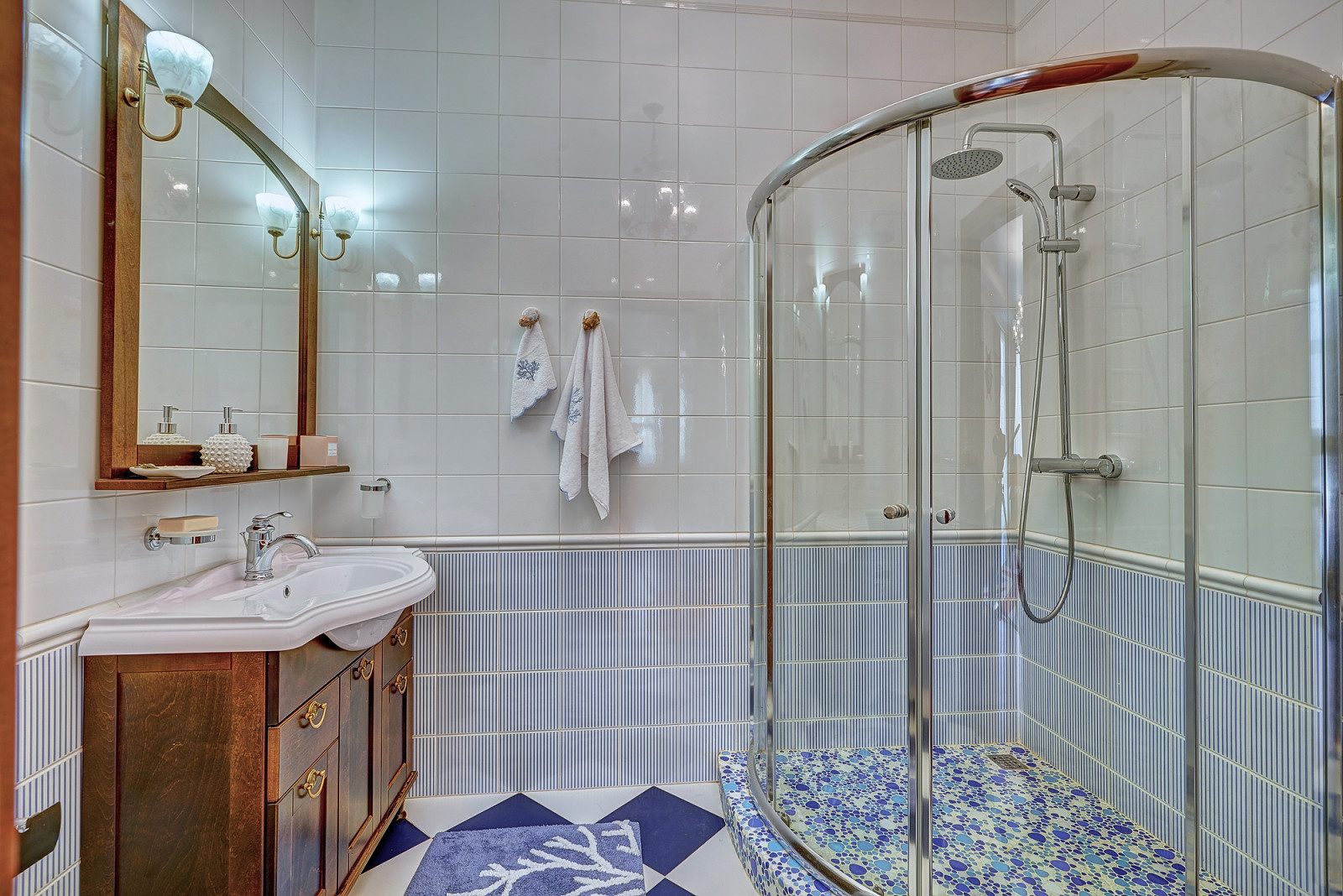 Морской бриз, коттедж