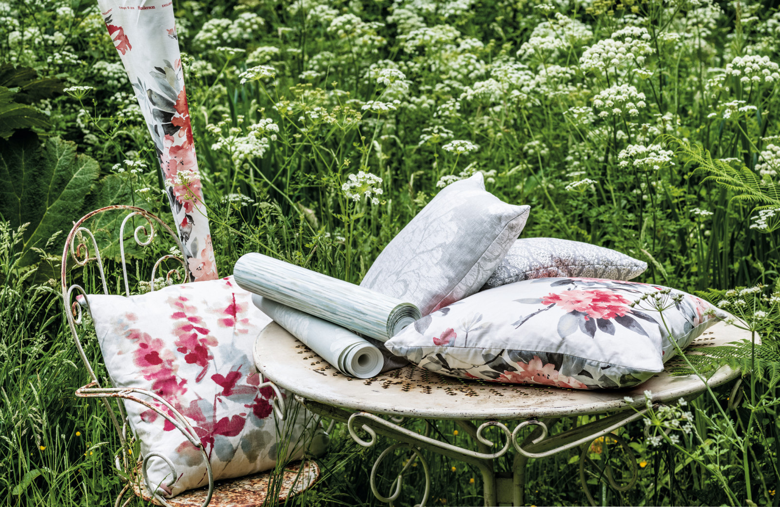 Ткани и обои Waterperry от Sanderson