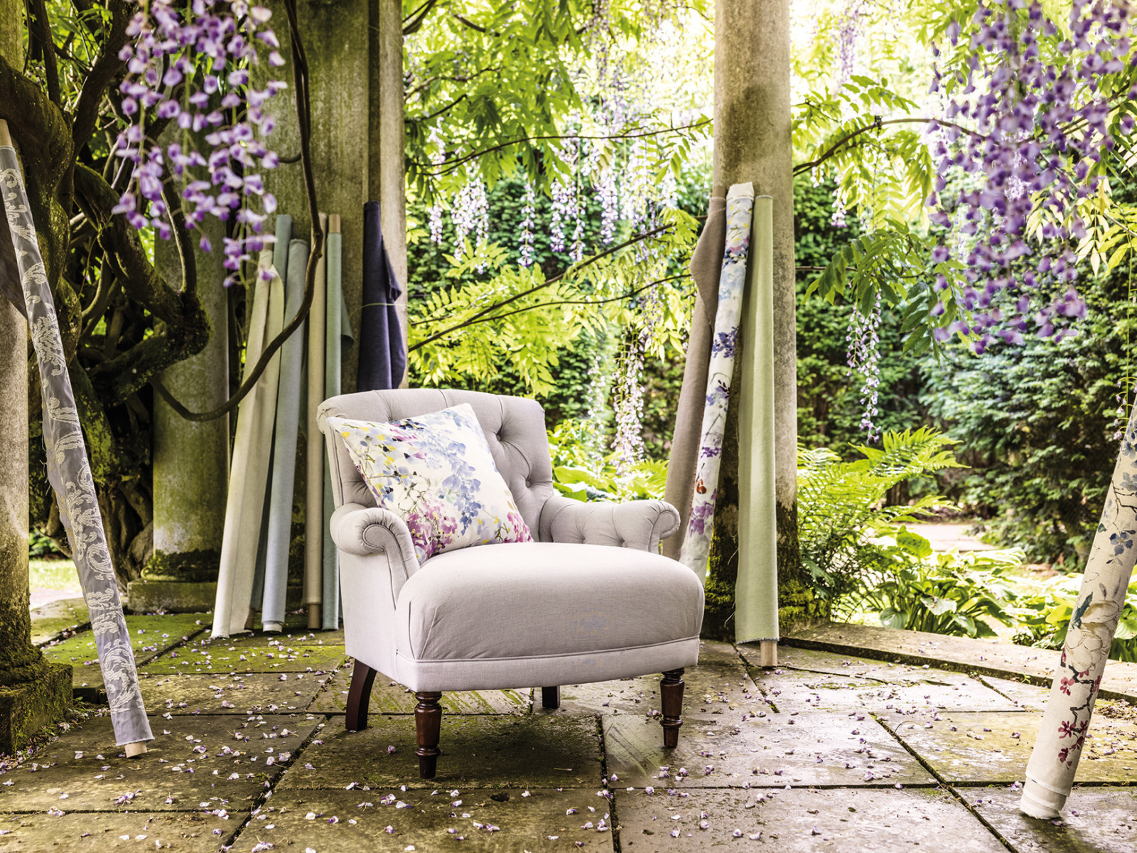 Ткани и обои Waterperry от Sanderson
