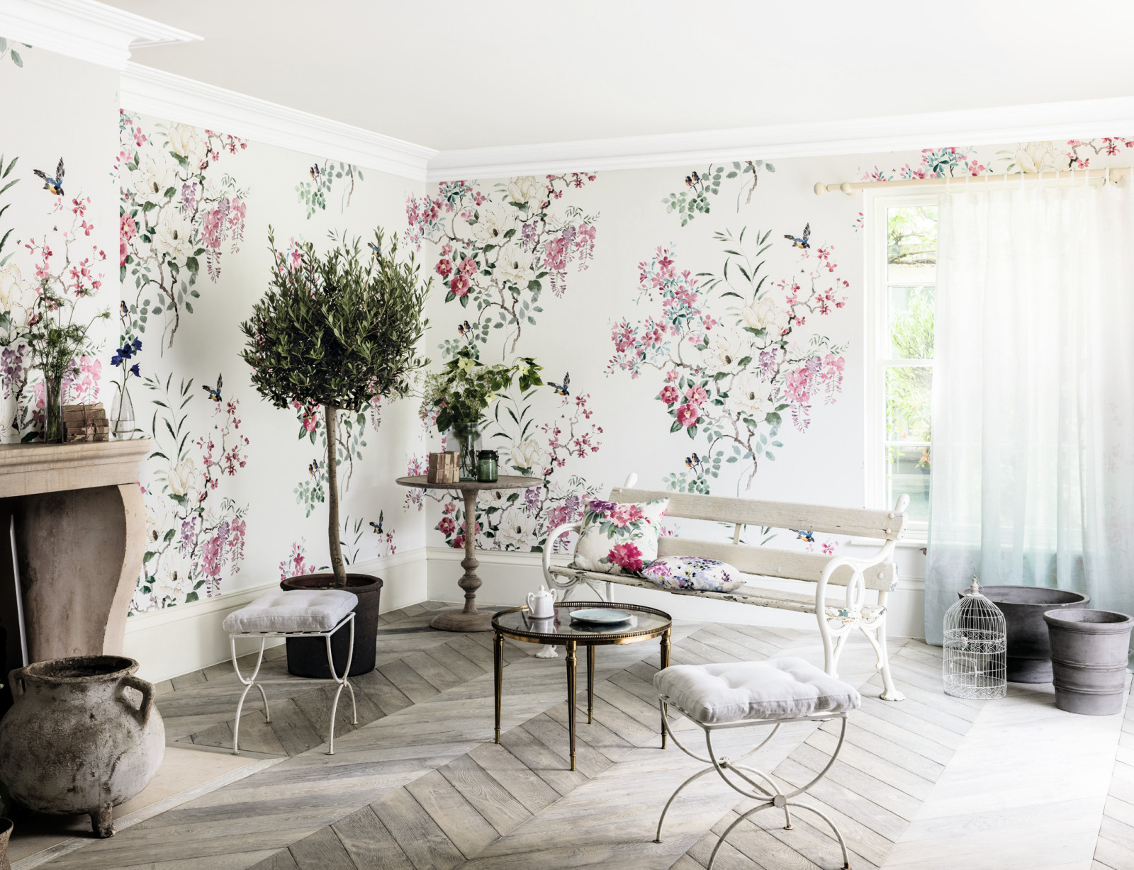 Ткани и обои Waterperry от Sanderson