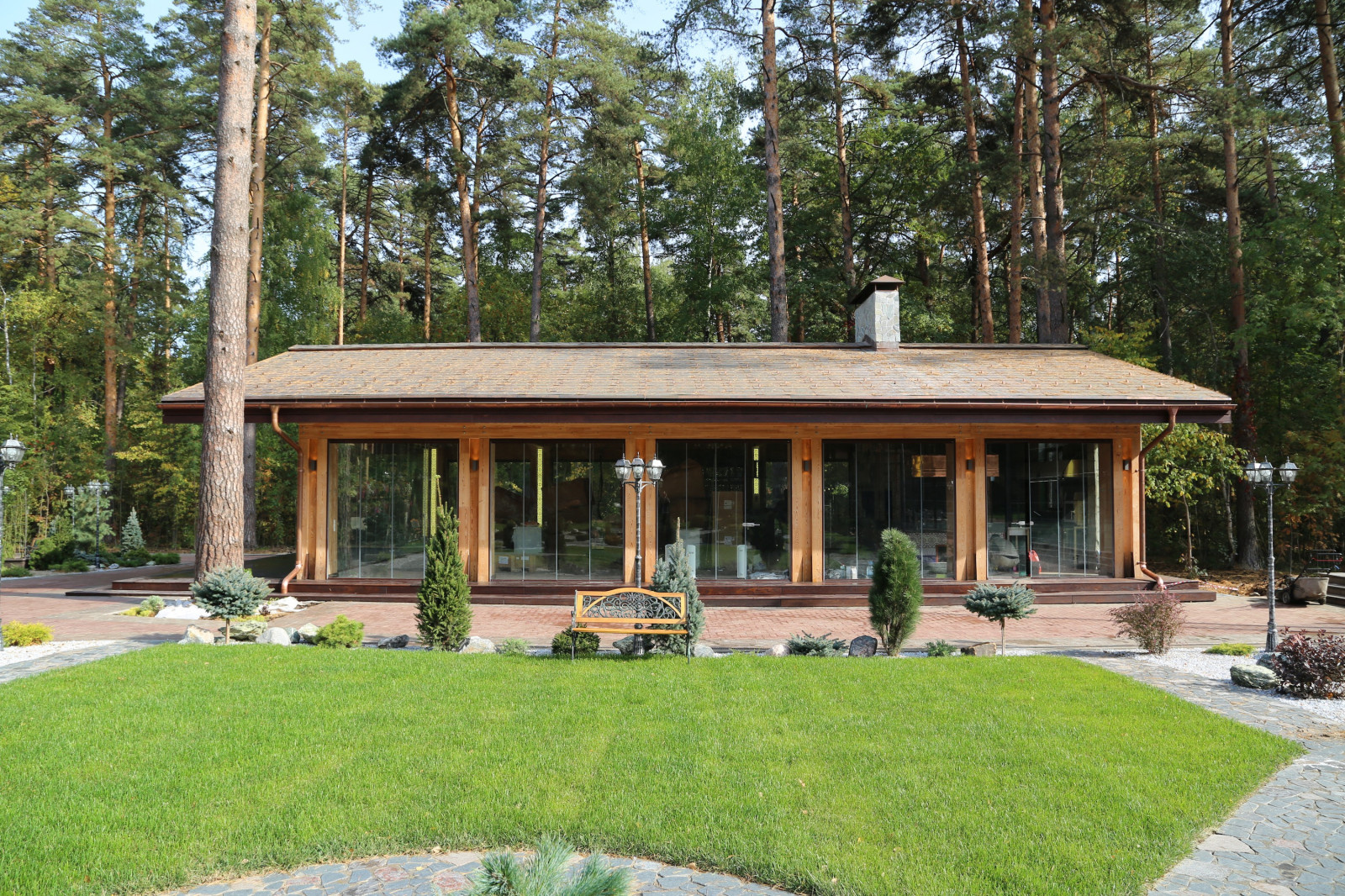 Беседка - многофункциональный павильон