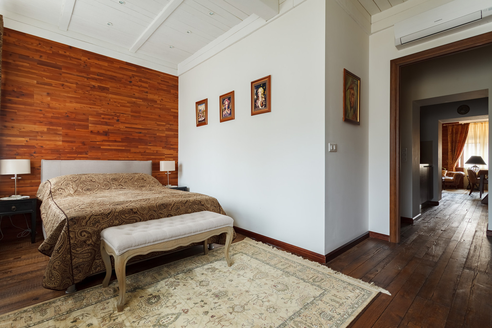 Московская двухкомнатная квартира