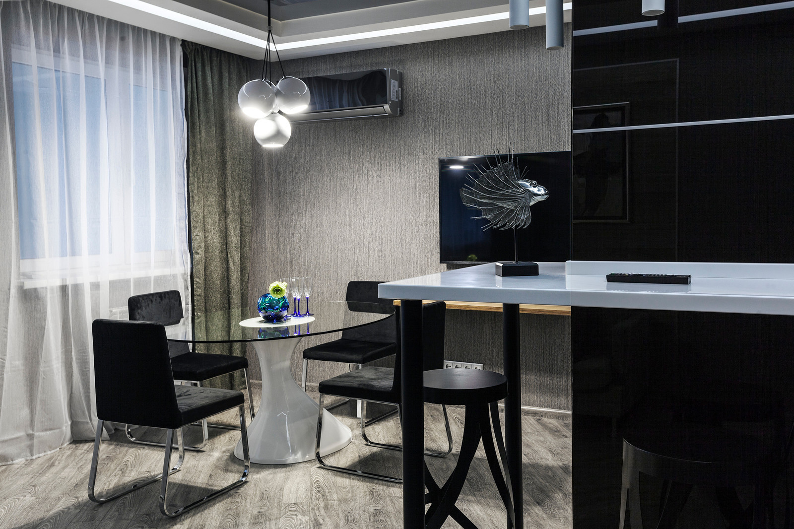 Реализованный интерьер квартиры в современном стиле - "Утренний туман"