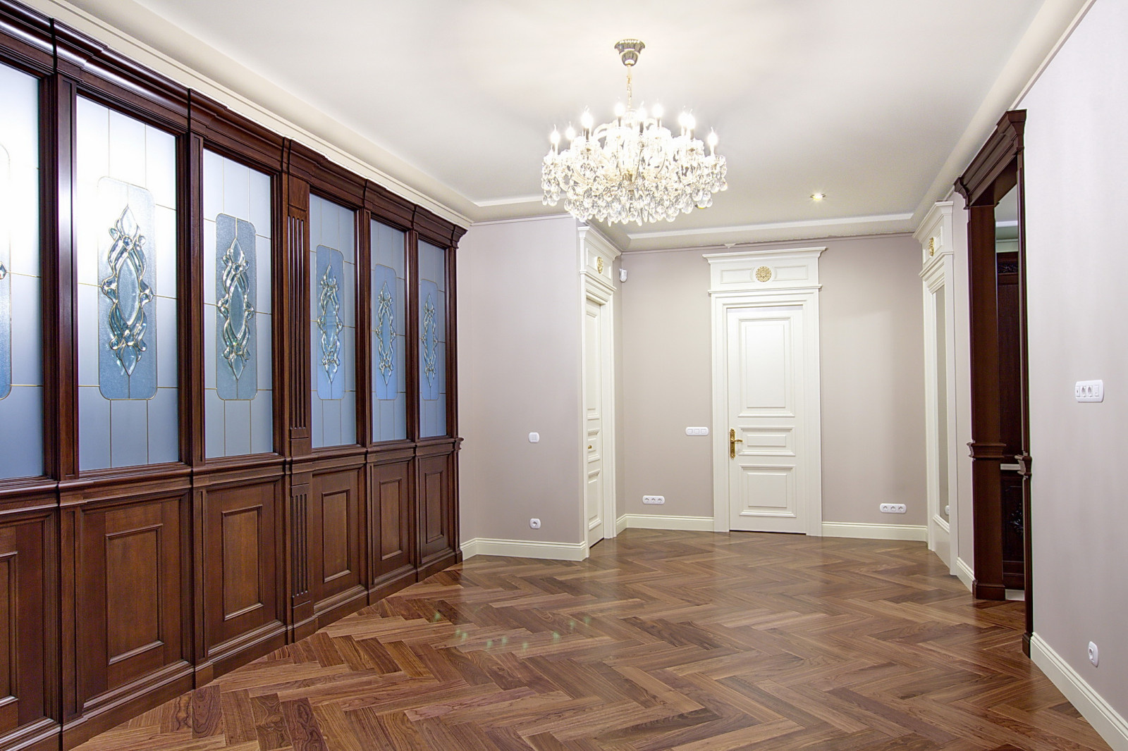 Классические апартаменты в центре Санкт-Петербурга