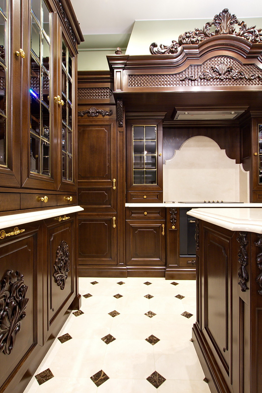 Классические апартаменты в центре Санкт-Петербурга