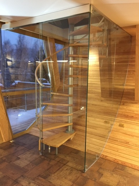 Не обычная архитектура Красноярска - дом на берегу Енисея