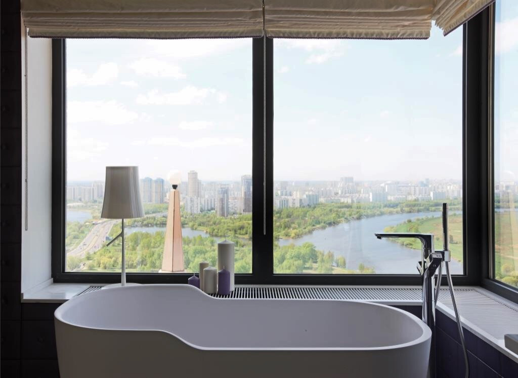 Ванная с панорамным видом, ЖК Алые Паруса