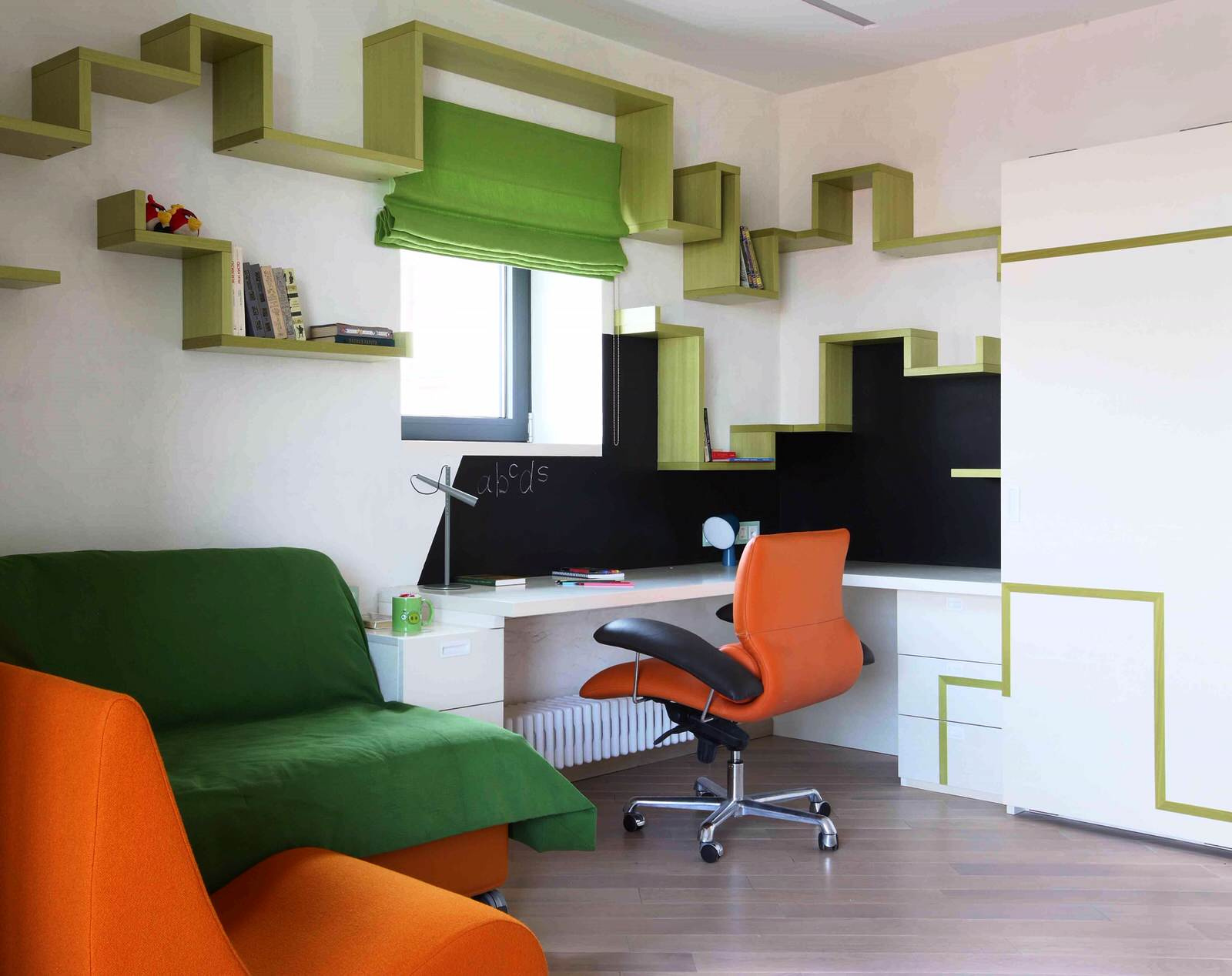 Таунхаус в облаках, ЖК Алые Паруса