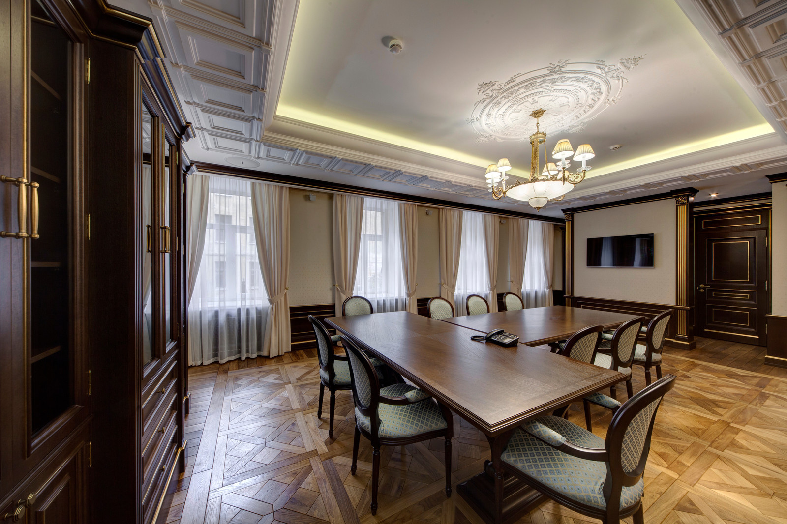 ПОЛЫ для частных апартаментов